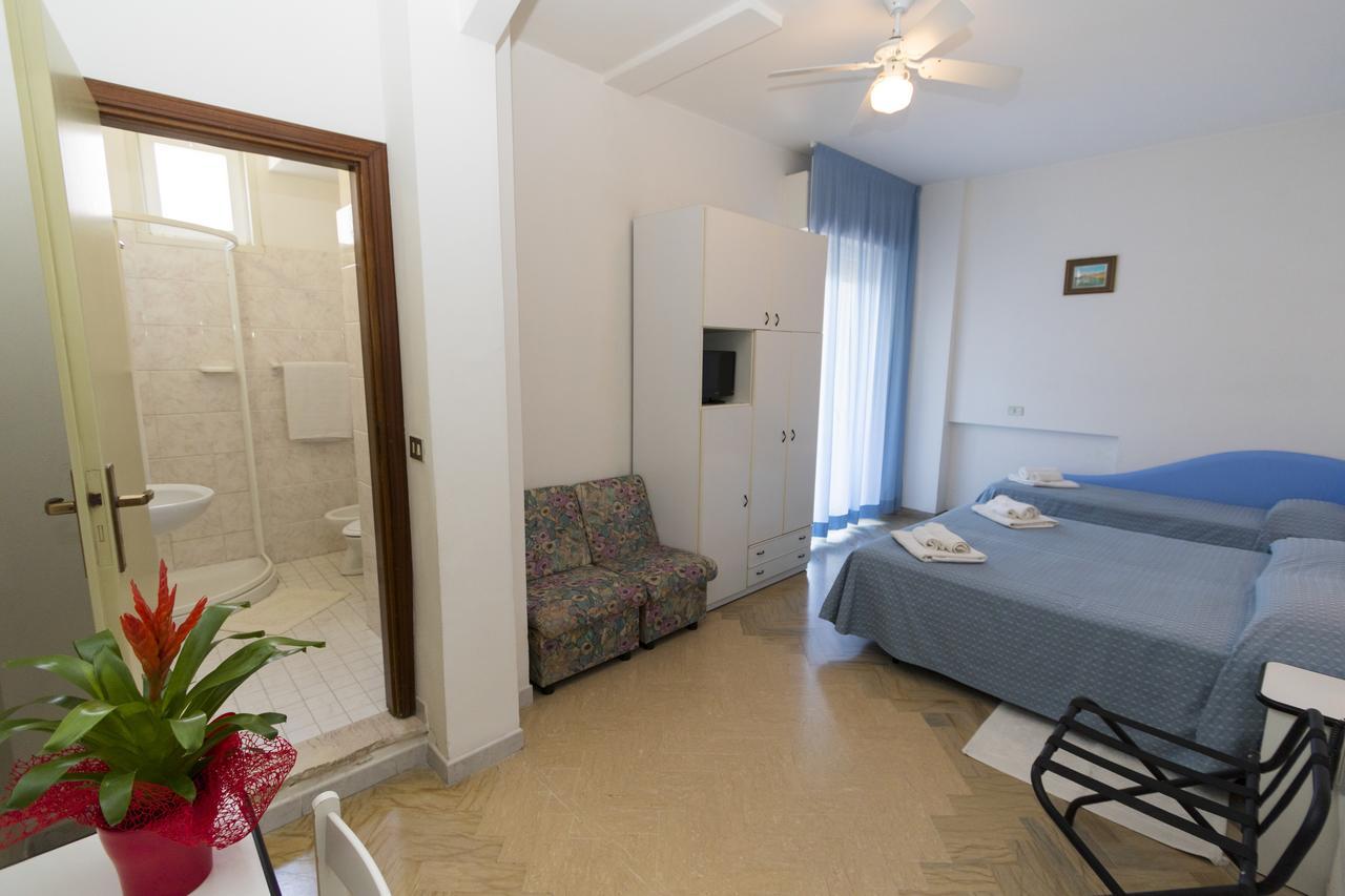 Hotel Tre Assi Rimini Exteriér fotografie